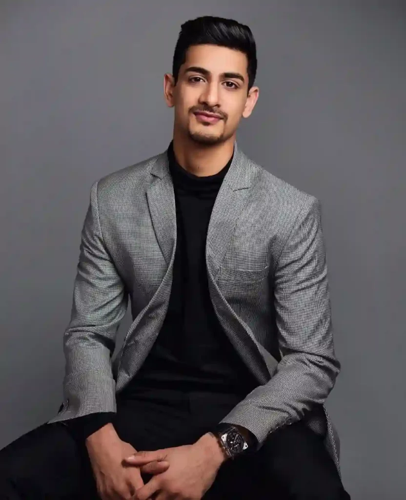 Aryaman Birla Age, Weight, Height, and physical appearance